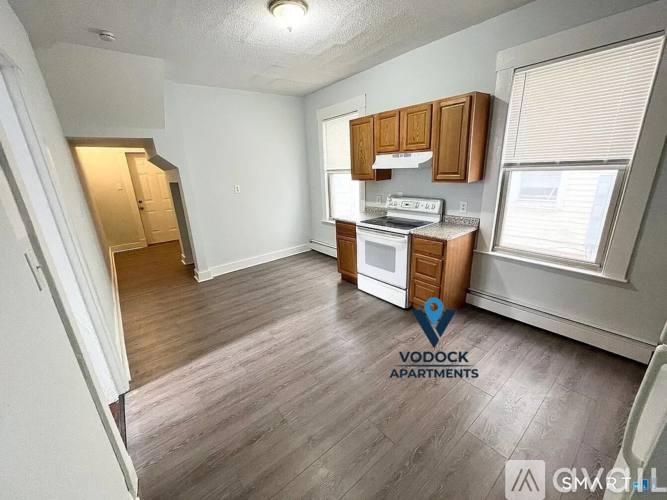 Apartment for rent at 39 Shepard St, New Haven, CT 06511