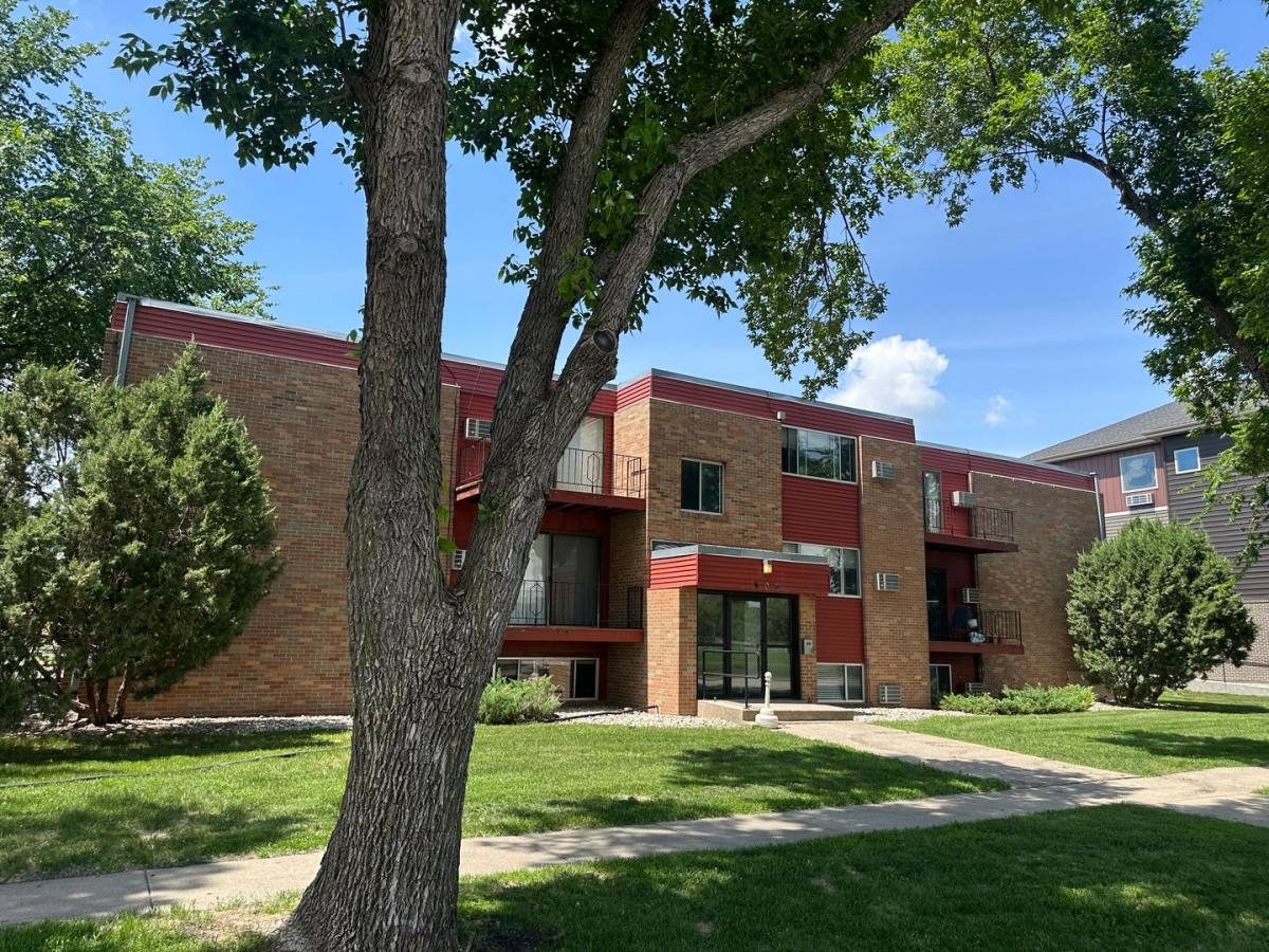 Apartment for rent at 902 15th St N, Fargo, ND 58102