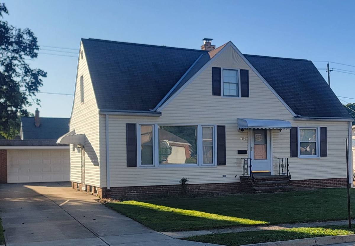 House for rent at 1300 Commonwealth Ave, Cleveland, OH 44124