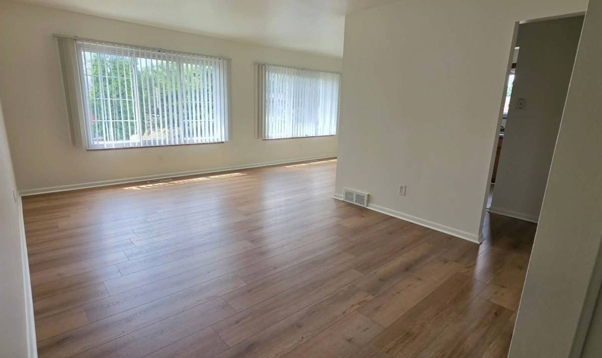 Apartment for rent at 726 E Main St #102, Flushing, MI 48433
