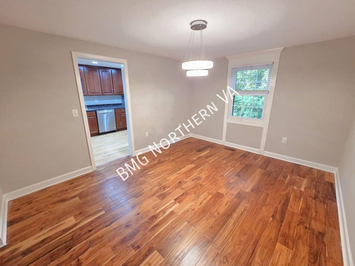 Townhouse for rent at 5995 Clerkenwell Court, Burke, VA 22015
