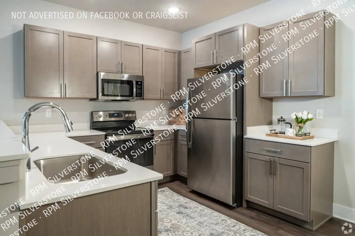 Apartment for rent at 2826 Barrington Square, Auburn Hills, MI 48326
