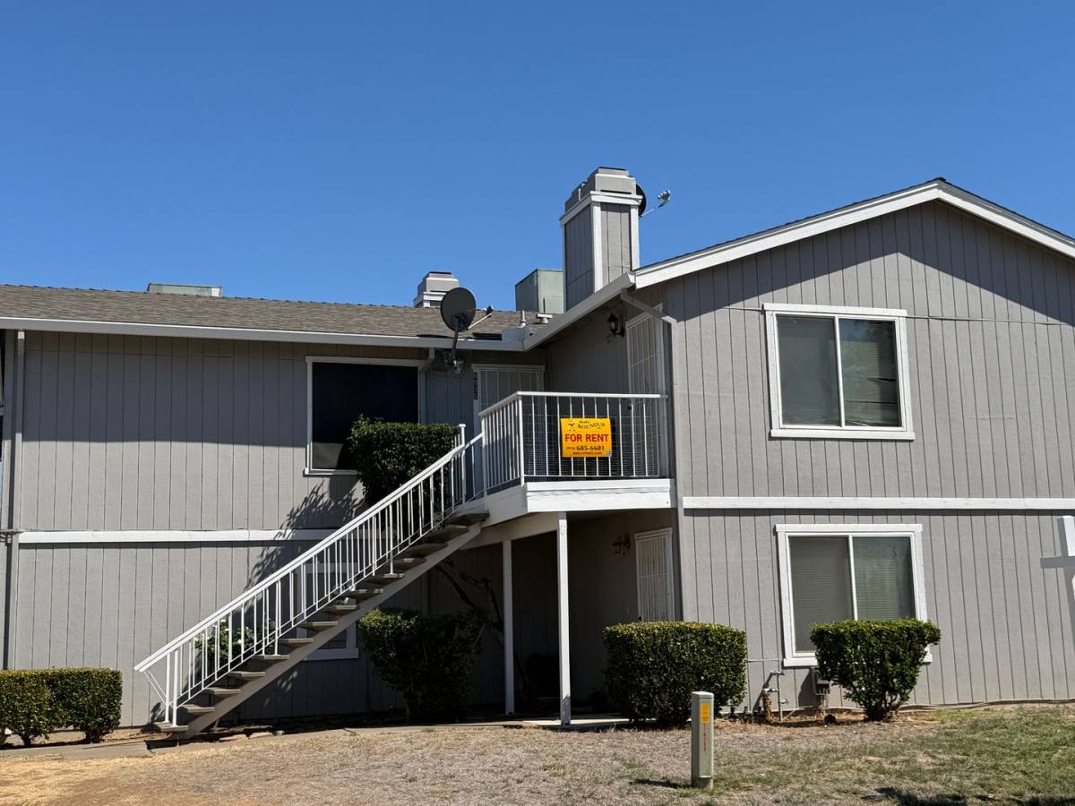 Apartment for rent at 8931, 8933, & 8935 Rancho Grande Court, Elk Grove, CA 95624