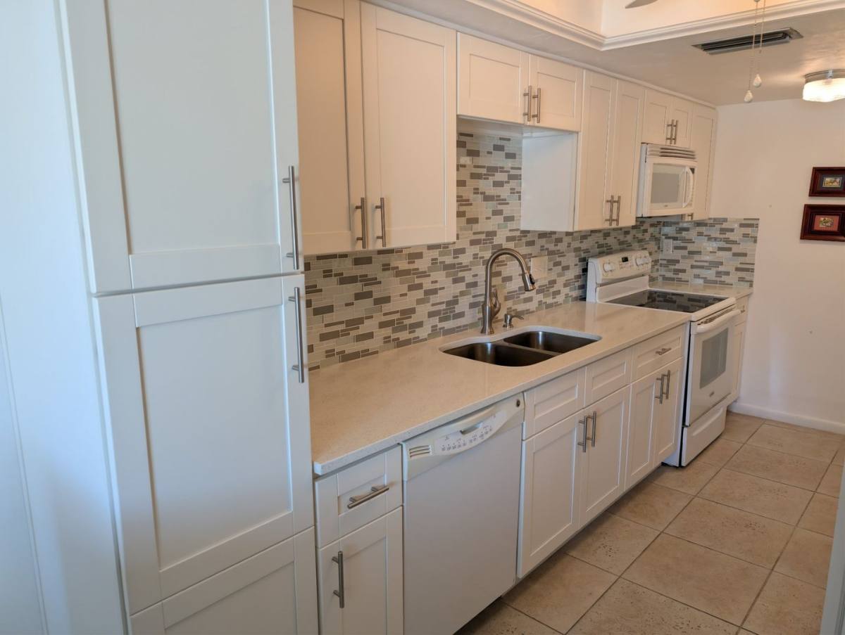 Apartment for rent at 1111 Cape Coral Parkway W #106, Cape Coral, FL 33914