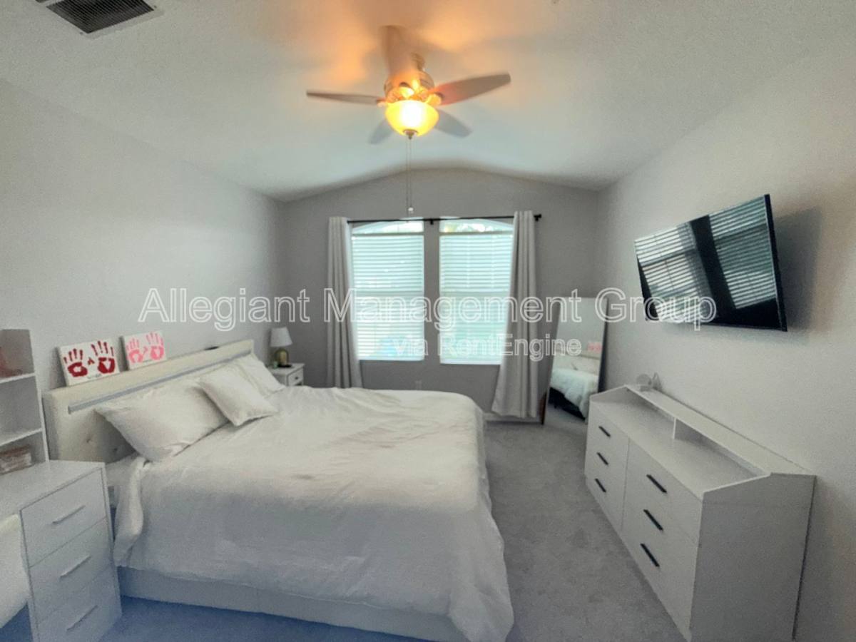 Townhouse for rent at 1589 Plumeria Place, Oviedo, FL 32765