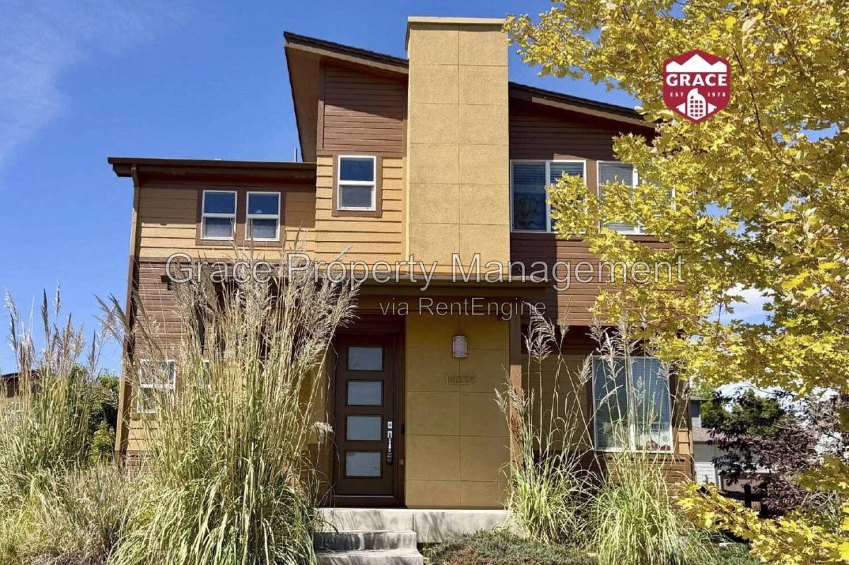 House for rent at 10229 Southlawn Circle, Commerce City, CO 80022