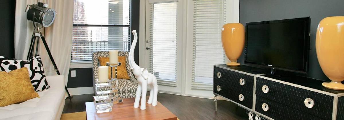 Apartment for rent at Amli at Escena, 6401 Escena Blvd, Irving, TX 75039
