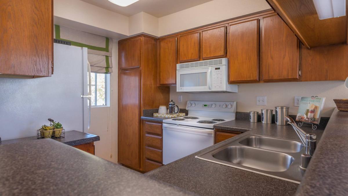 Apartment for rent at Belvista, 11012 Camino Playa Carmel, San Diego, CA 92124