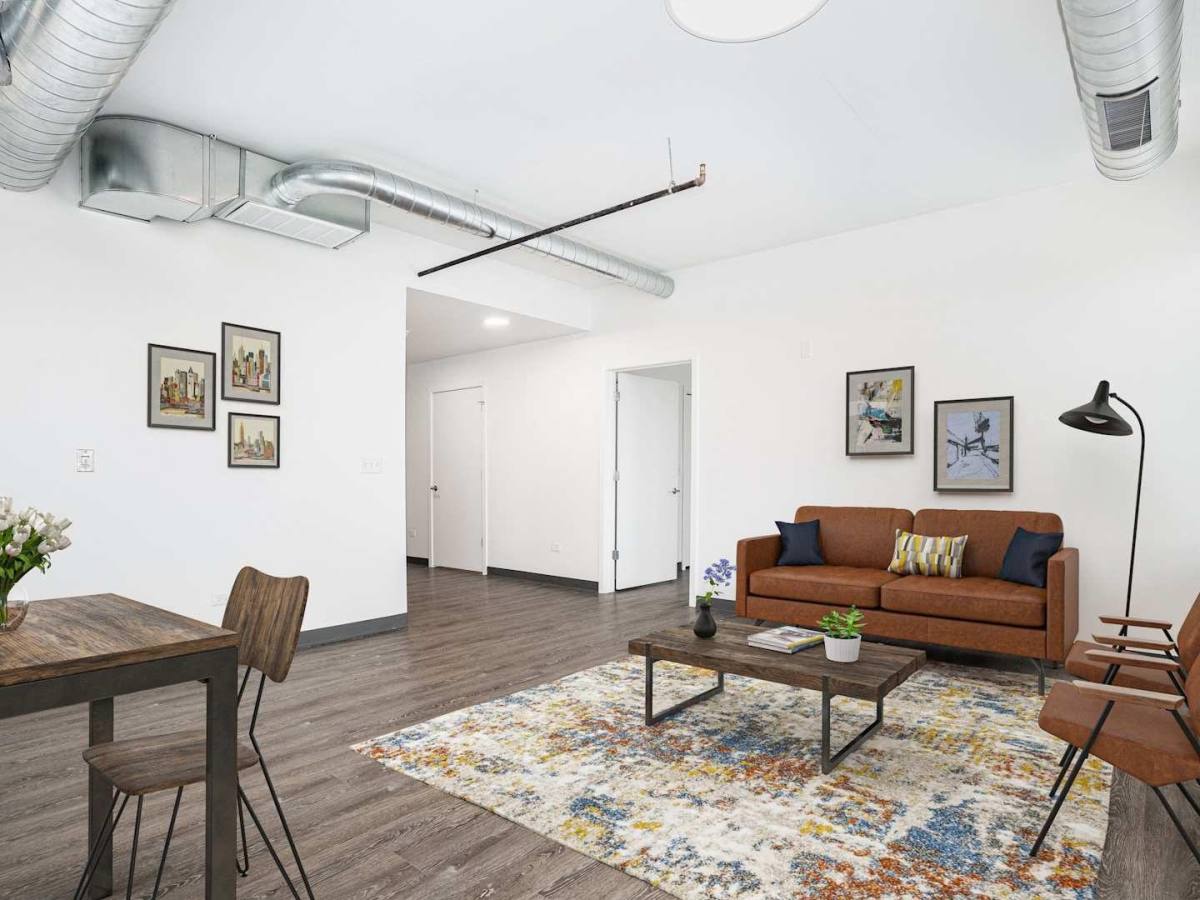 Apartment for rent at 41 W 36th St, Chicago, IL 60609