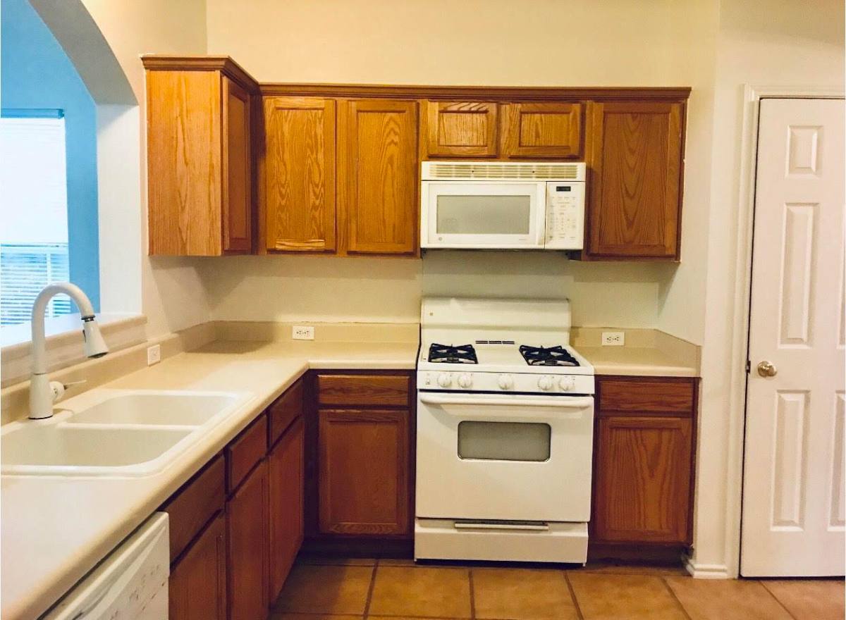 Us Rent Vs Income 149 Maplewood N in Kyle, TX | 3 Beds 2 Baths 1,460 sqft House for Rent ...