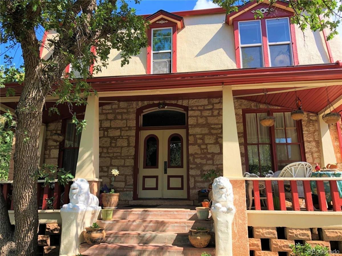 535 Caon Ave, Manitou Springs, CO 80829 - Apartment for Rent - Image 2