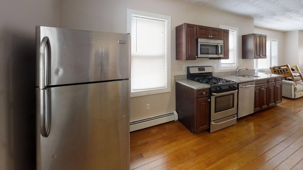 Apartment for rent at 72 Pembroke Ave #2, Providence, RI 02908