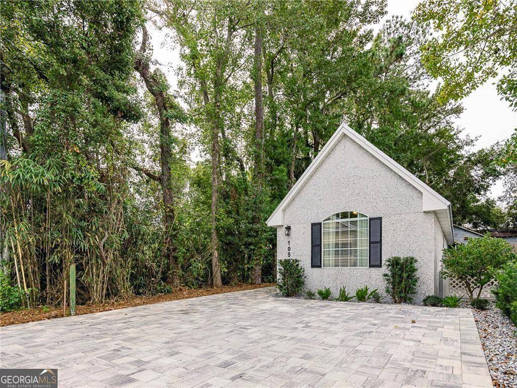 House for rent at 105 Palmetto St, St. Simons Island, GA 31522