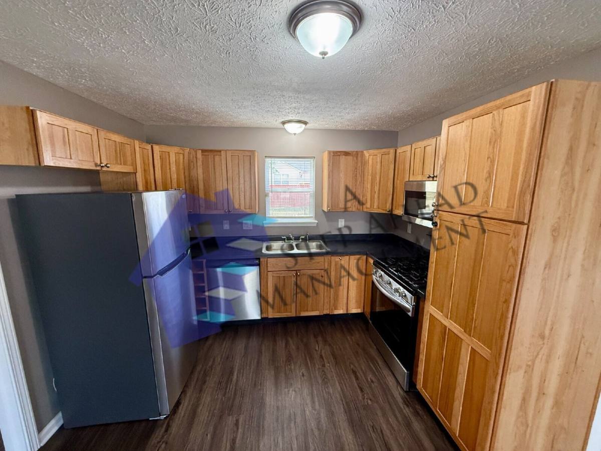 House for rent at 11129 Waterfield Place, Indianapolis, IN 46235