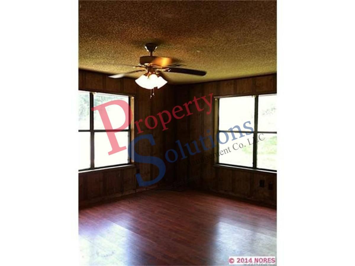 House for rent at 313 N College Ave, Tahlequah, OK 74464