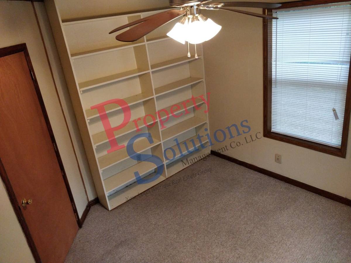 House for rent at 313 N College Ave, Tahlequah, OK 74464