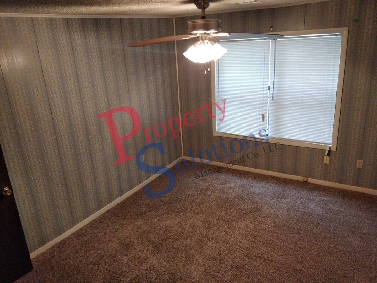 House for rent at 313 N College Ave, Tahlequah, OK 74464