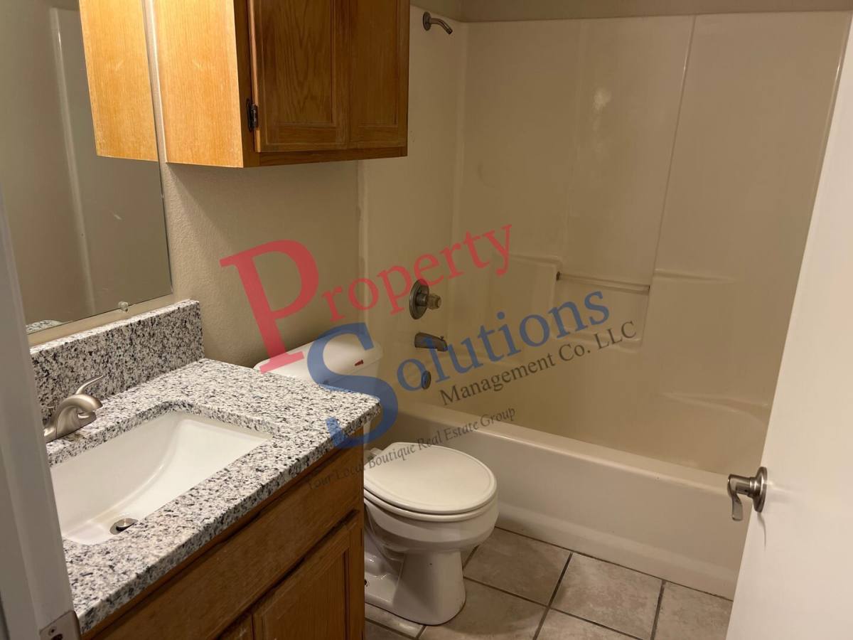 Apartment for rent at 608 Rolling Hills Dr #C, Tahlequah, OK 74464