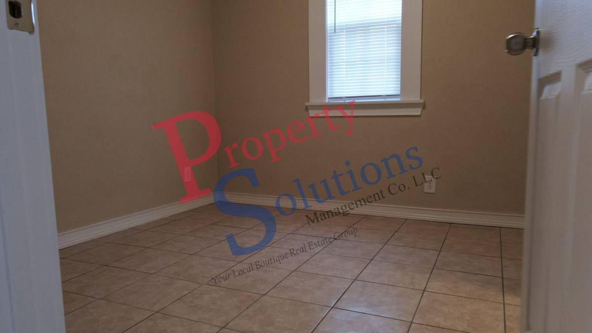 Apartment for rent at 213 W Seneca St #1, Tahlequah, OK 74464