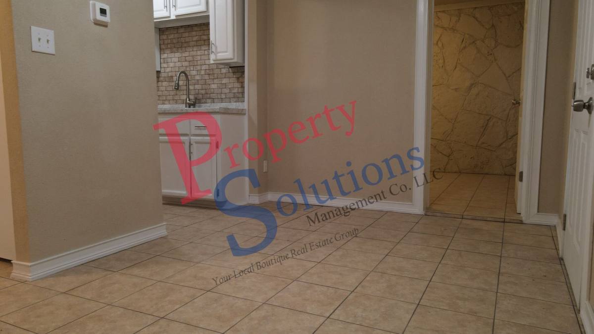 Apartment for rent at 213 W Seneca St #1, Tahlequah, OK 74464