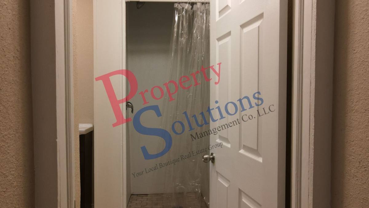 Apartment for rent at 213 W Seneca St #1, Tahlequah, OK 74464