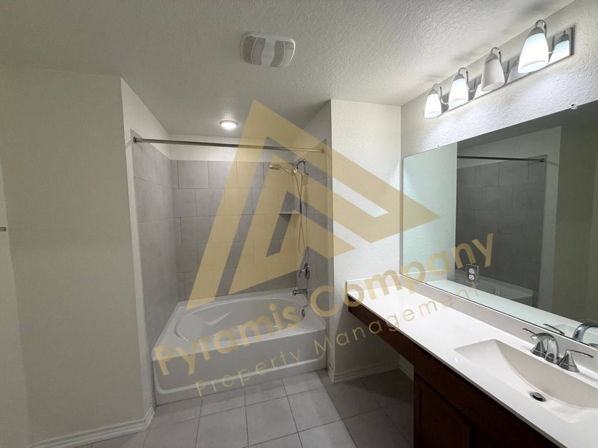 House for rent at 4554 Otra Dr, San Antonio, TX 78222