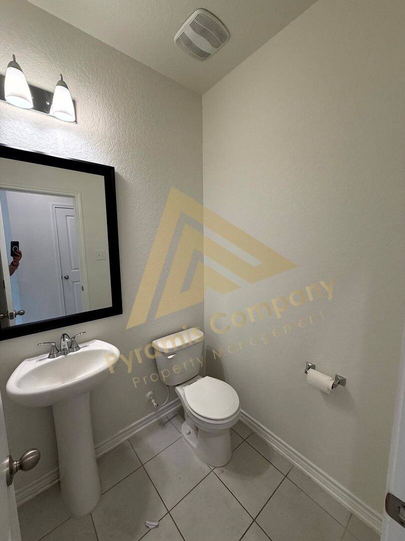 House for rent at 4554 Otra Dr, San Antonio, TX 78222