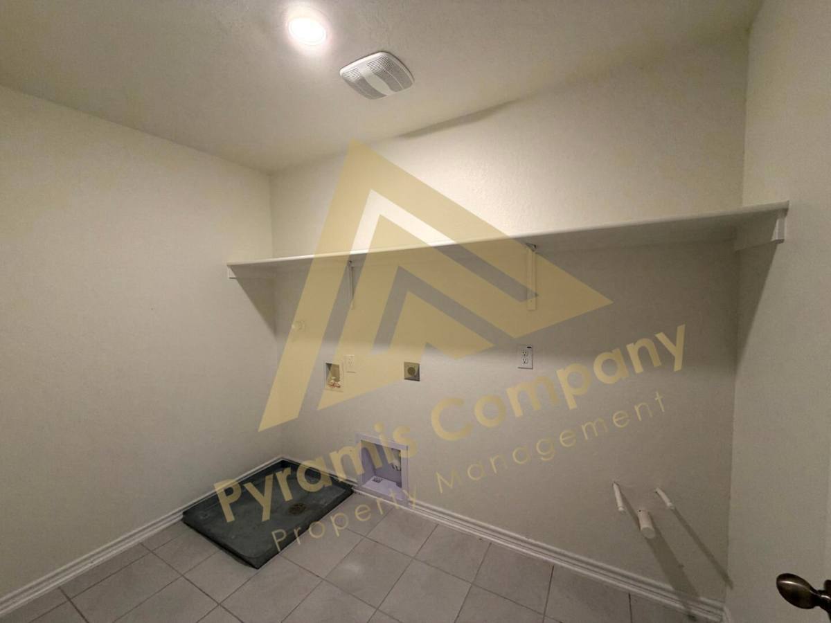 House for rent at 4554 Otra Dr, San Antonio, TX 78222