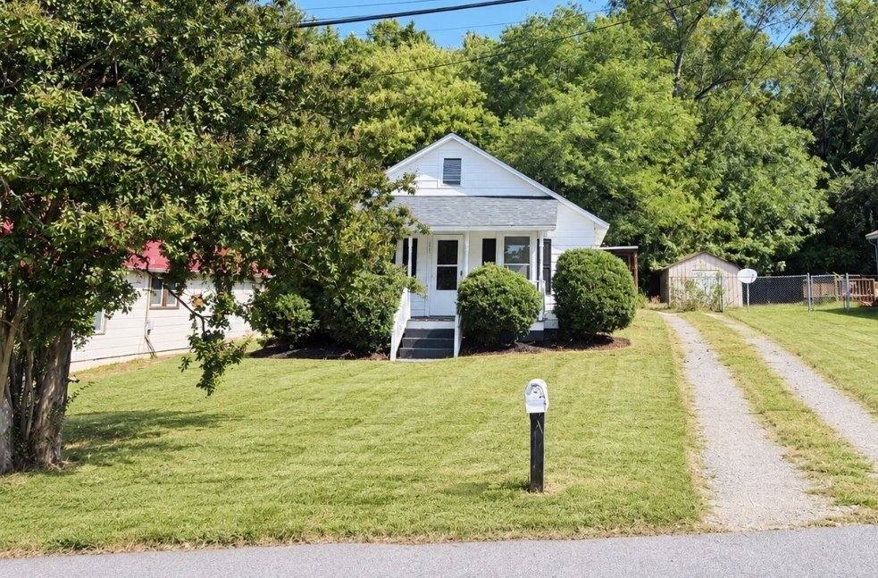 House for rent at 200 Cain St, Spencer, NC 28159