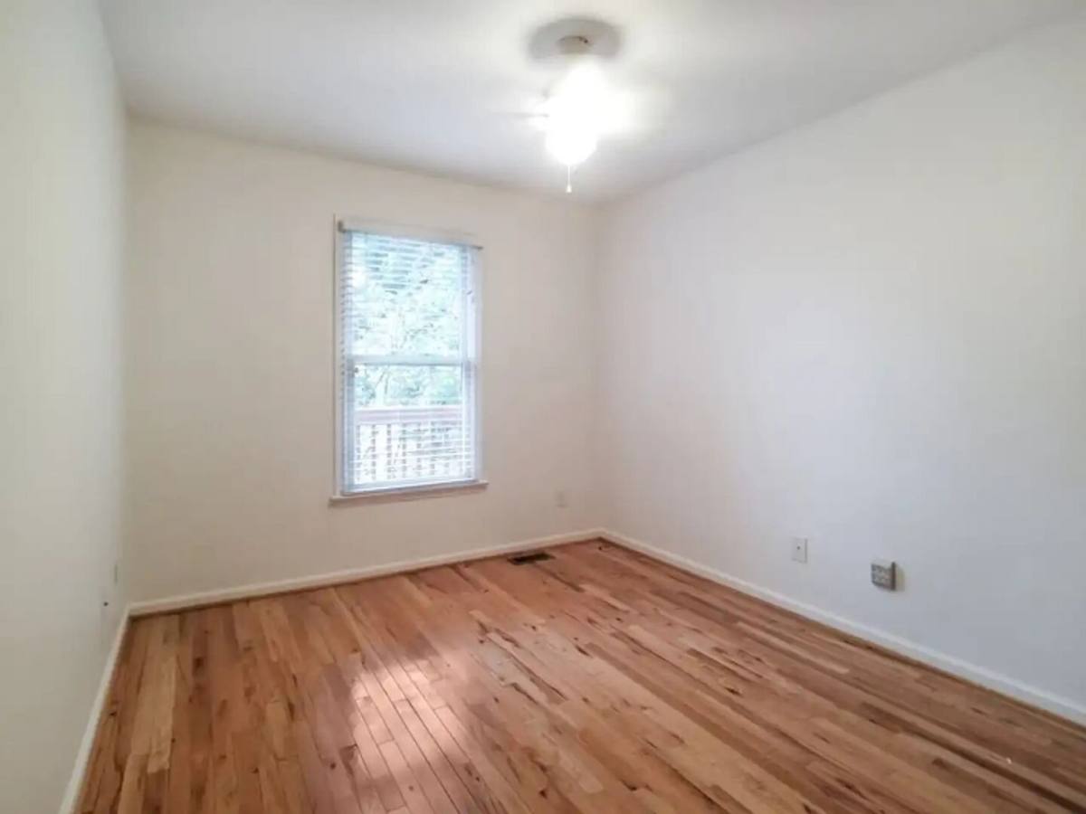 House for rent at 1315 Lake Cunningham Rd, Greer, SC 29651