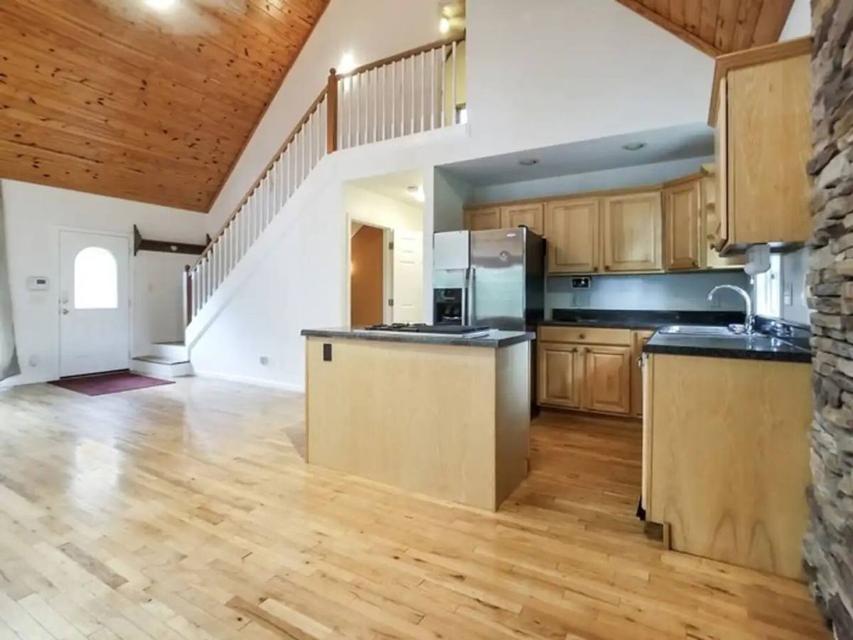 House for rent at 1315 Lake Cunningham Rd, Greer, SC 29651