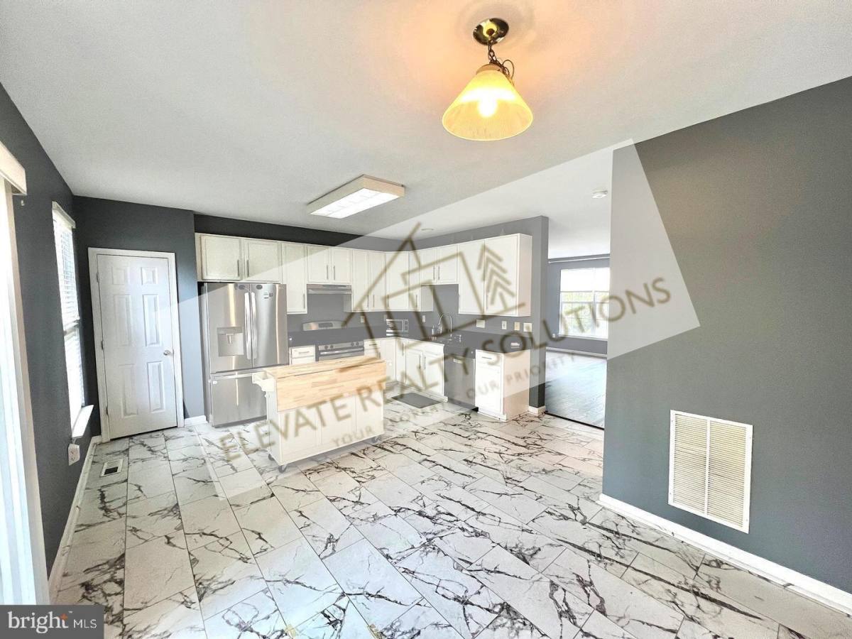 Townhouse for rent at 21075 Tyler Too Terrace #1, Ashburn, VA 20147