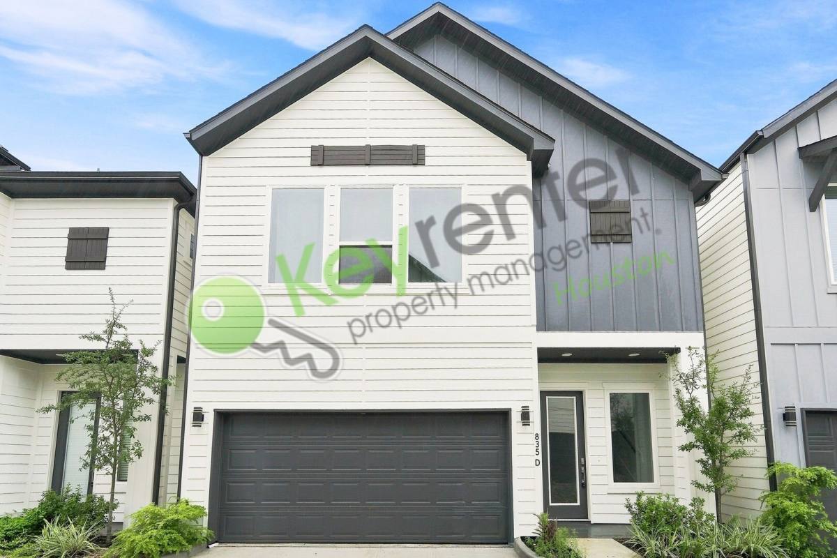 House for rent at 835 Dorchester St #D, Houston, TX 77022