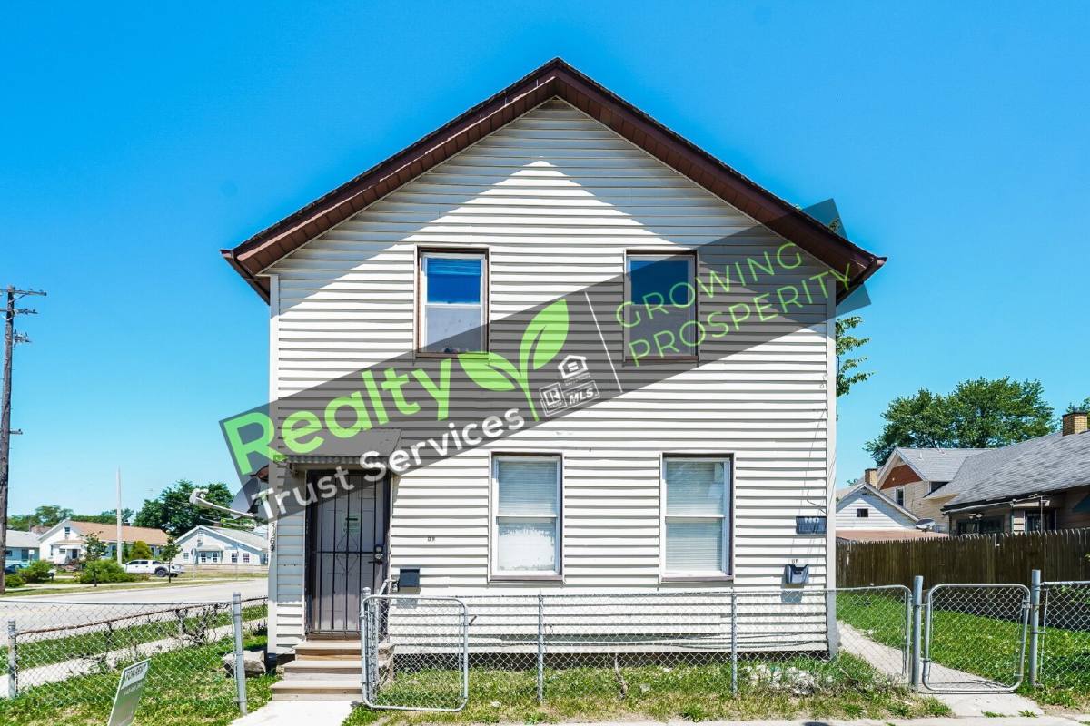 Apartment for rent at 3460 Erin Ave, Downstairs Unit, Cleveland, OH 44113