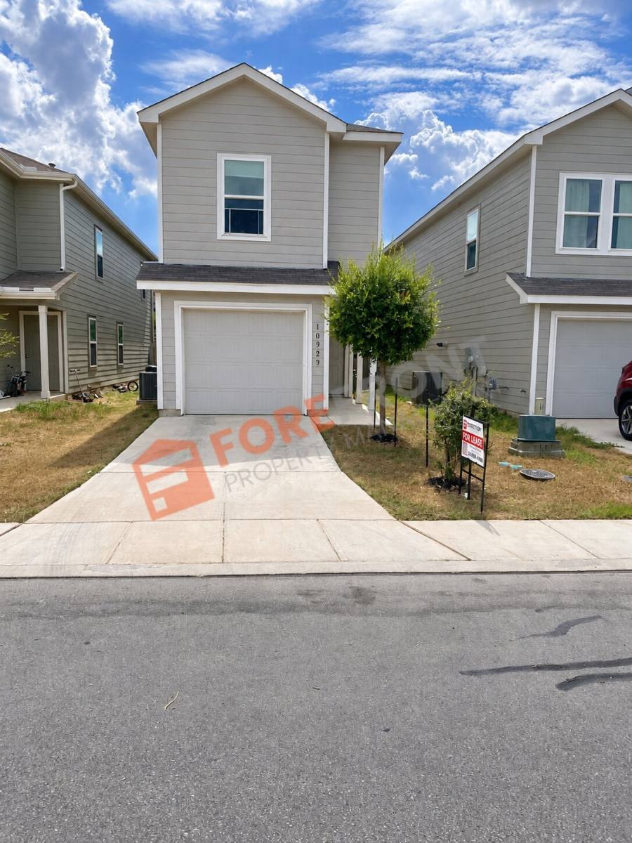 House for rent at 10929 Presa Way, San Antonio, TX 78223