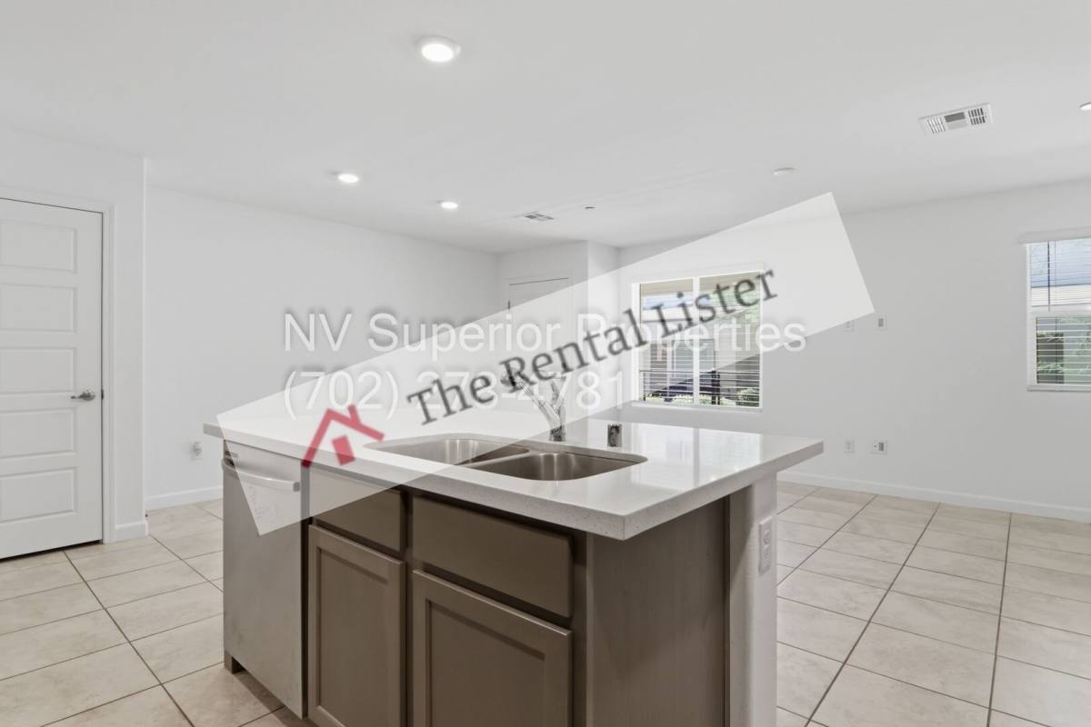 Townhouse for rent at 3501 Arcadian King Ave, Las Vegas, NV 89106