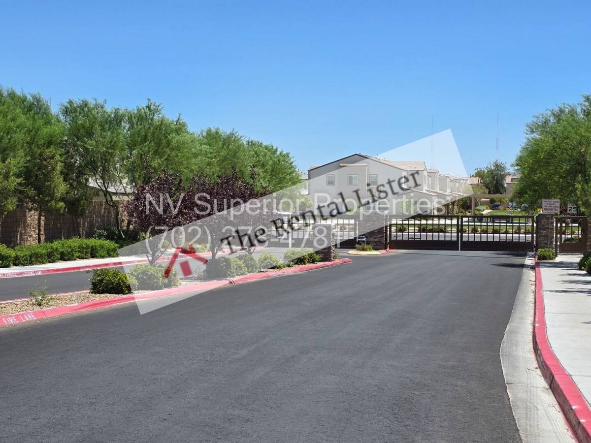 Townhouse for rent at 3501 Arcadian King Ave, Las Vegas, NV 89106