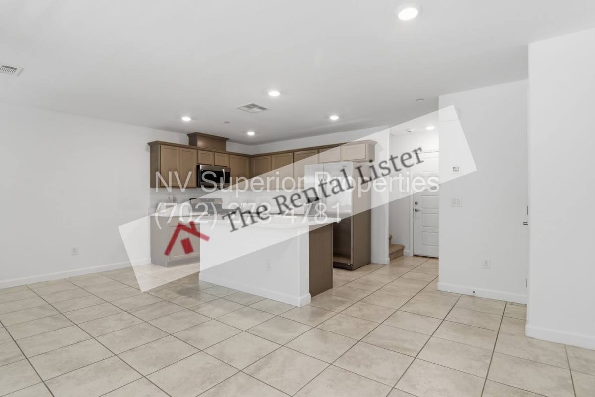 Townhouse for rent at 3501 Arcadian King Ave, Las Vegas, NV 89106