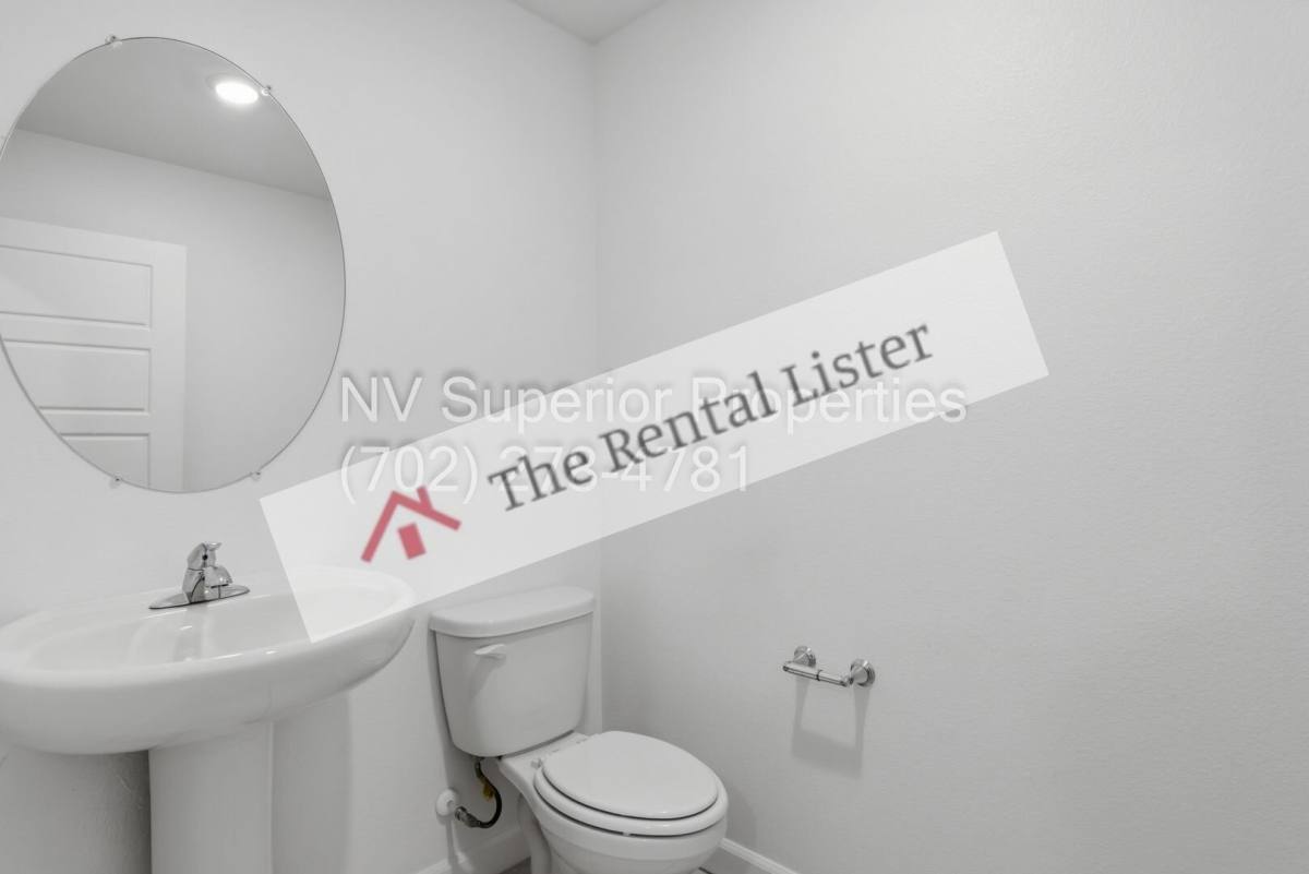 Townhouse for rent at 3501 Arcadian King Ave, Las Vegas, NV 89106