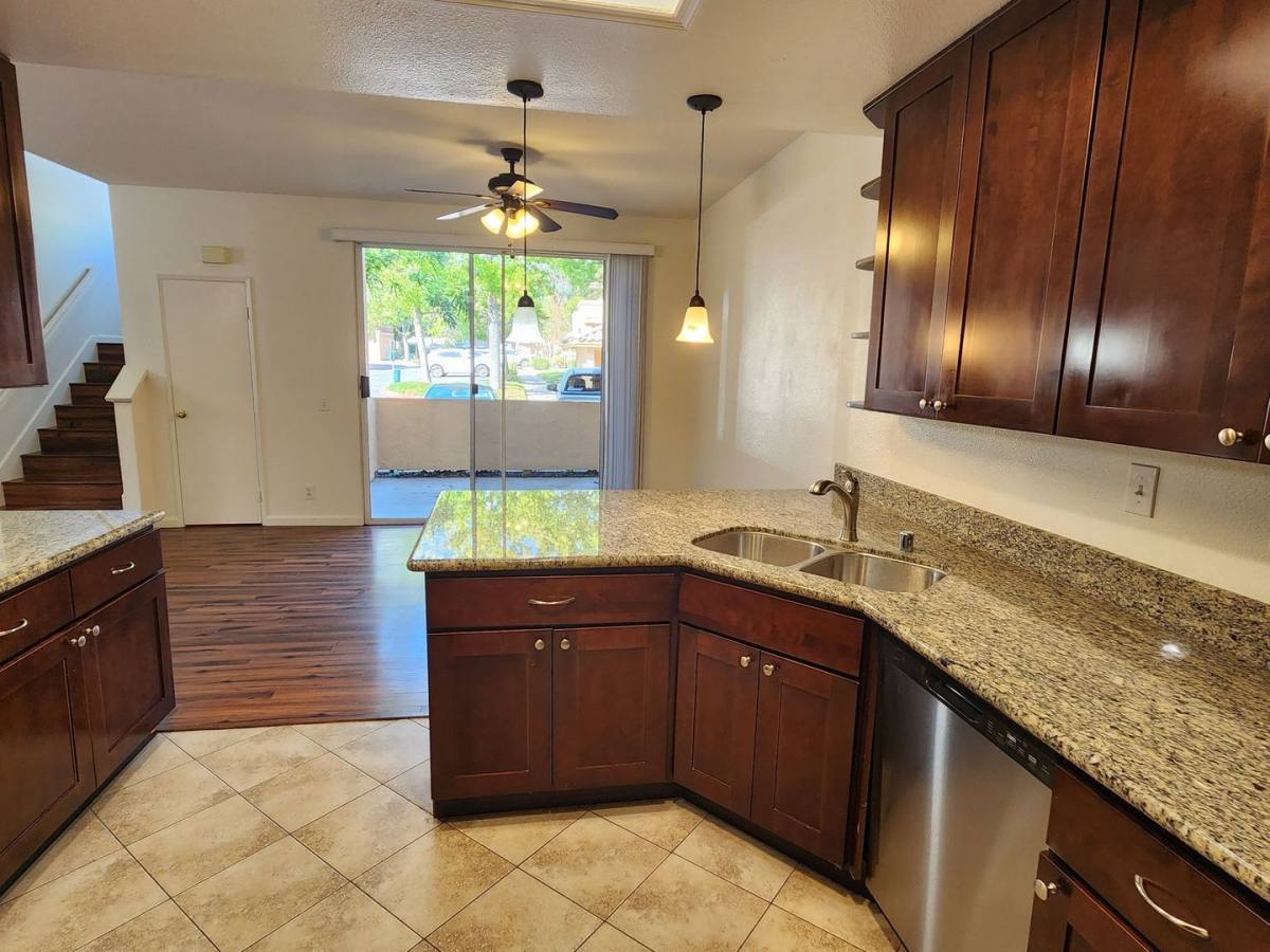 Condo for rent at 19431 Rue De Valore #11A, Foothill Ranch, CA 92610