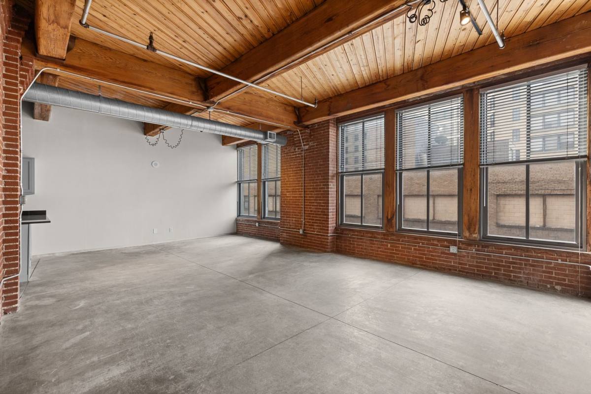 Apartment for rent at 500 N 13th St, St. Louis, MO 63103