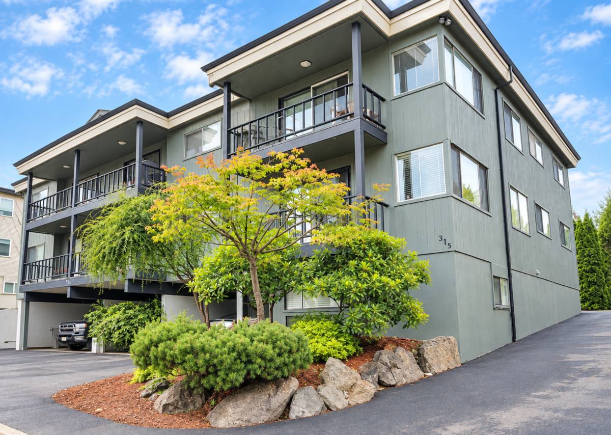 Apartment for rent at 315 5th Ave S, Kirkland, WA 98033