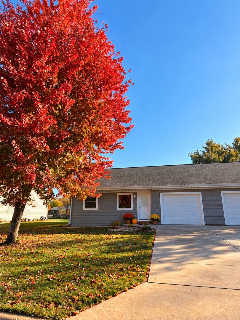 Townhouse for rent at 640 24th St N, Wisconsin Rapids, WI 54494