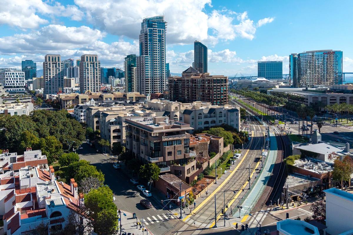 Apartment for rent at 611 G St #321, San Diego, CA 92101