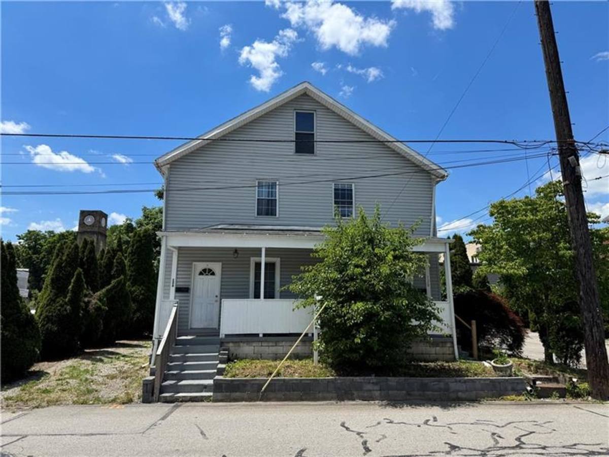 Apartment for rent at 126-128 Railroad St, Monongahela, PA 15063