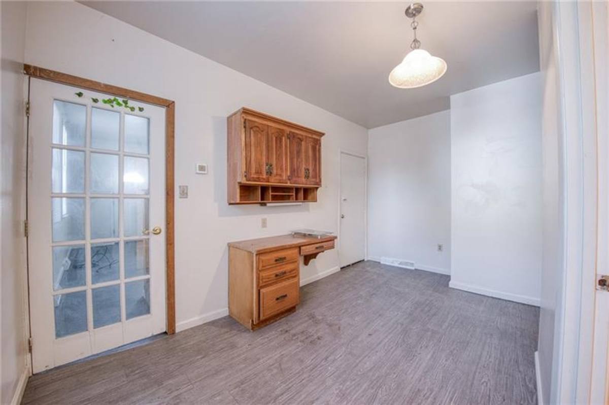 Apartment for rent at 126-128 Railroad St, Monongahela, PA 15063