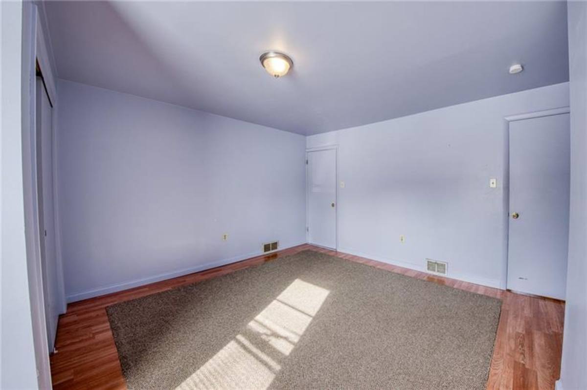 Apartment for rent at 126-128 Railroad St, Monongahela, PA 15063