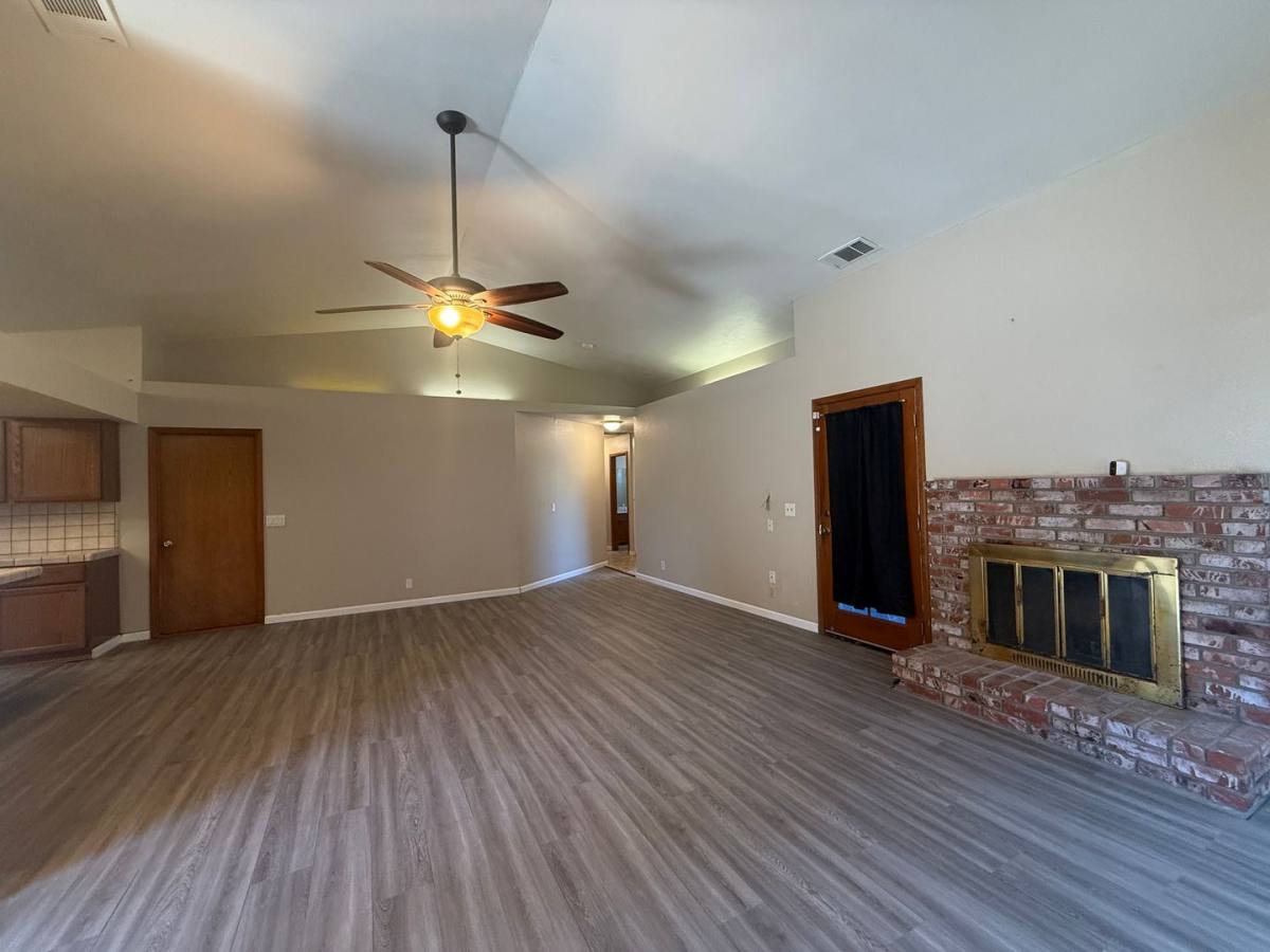 House for rent at 1105 S Jeffrey Court, Visalia, CA 93292
