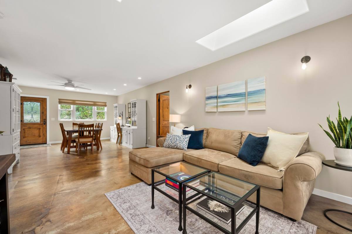 House for rent at 802 1 2 Stevens Ave, Solana Beach, CA 92075