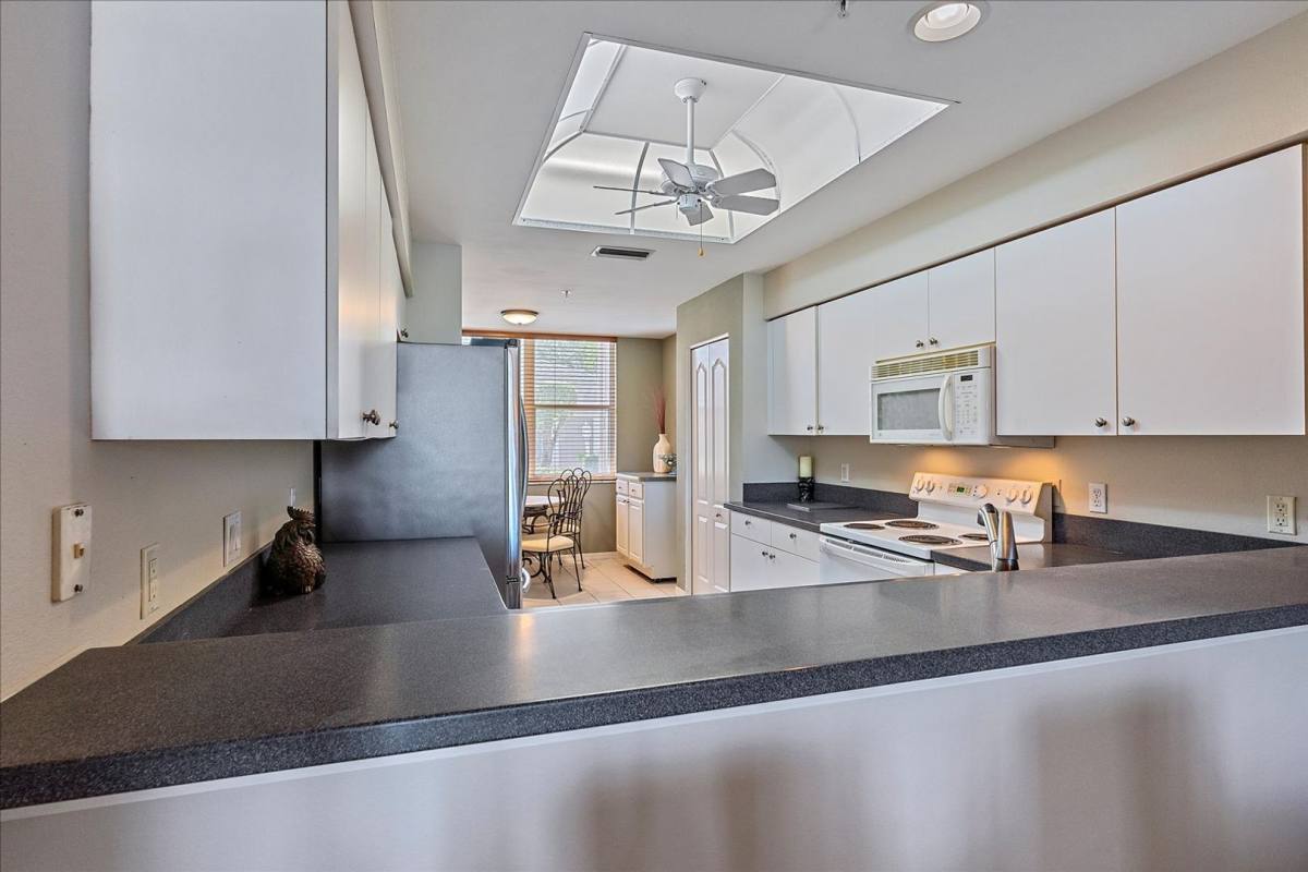 Condo for rent at 5271 Mahogany Run Ave, Bldg 7 #715, Sarasota, FL 34241